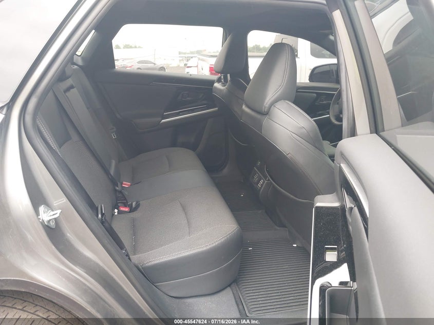 2023 TOYOTA BZ4X auction photo 8