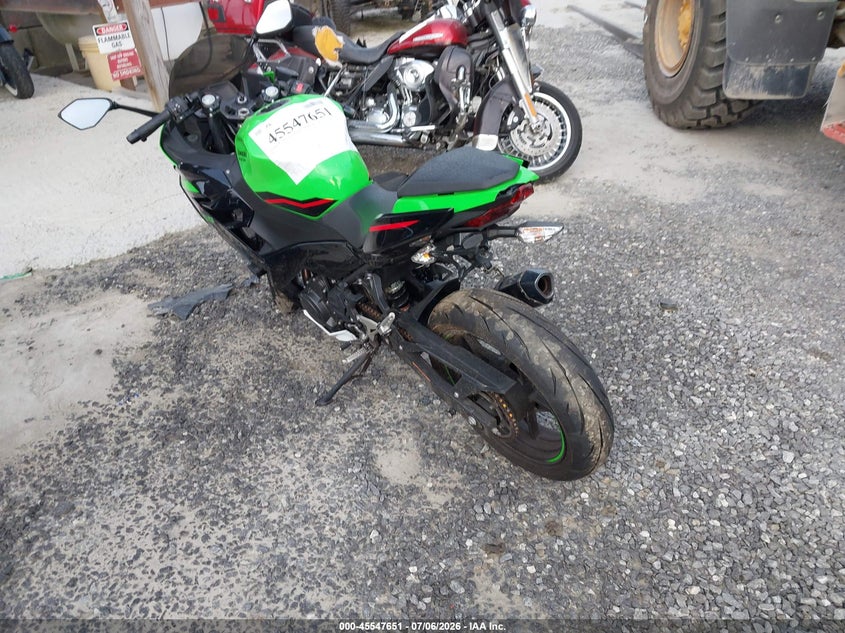 2022 KAWASAKI EX400 auction photo 3