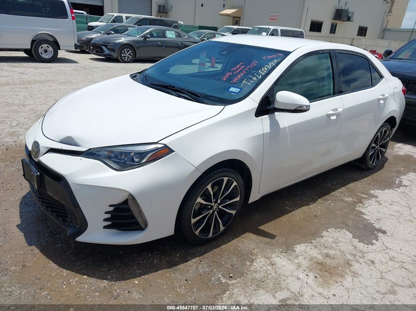 2018 Toyota Corolla Se 2T1BURHE3JC019960 photo 1