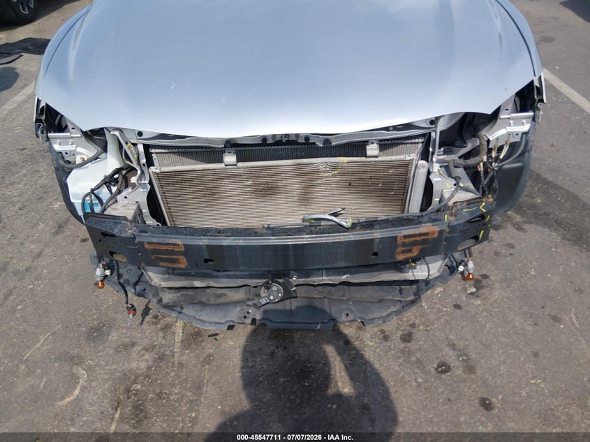 2009 TOYOTA CAMRY auction photo 6