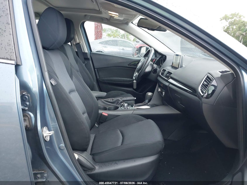 2016 MAZDA MAZDA3 auction photo 5