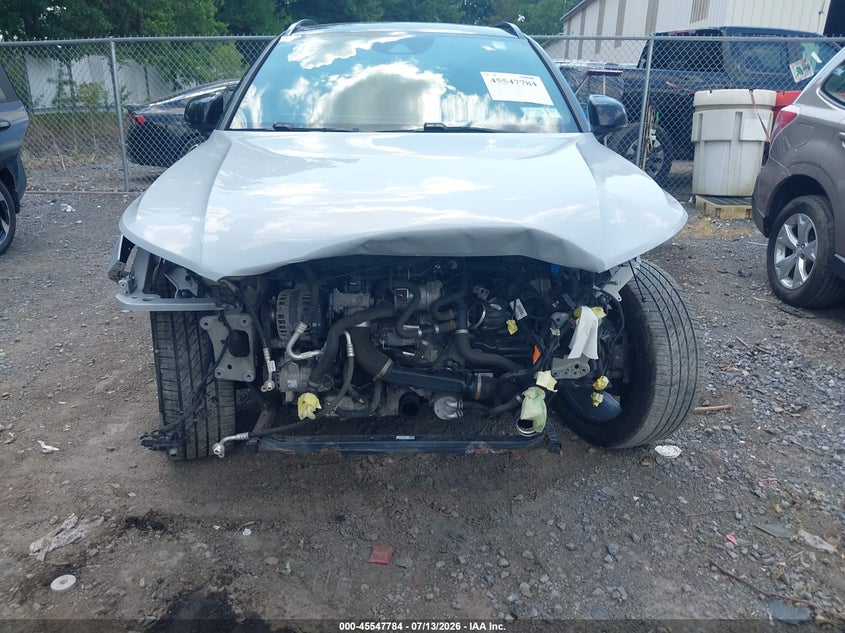 2021 Volvo Xc40 T5 R-Design VIN: YV4162UMXM2436289 Lot: 45547784