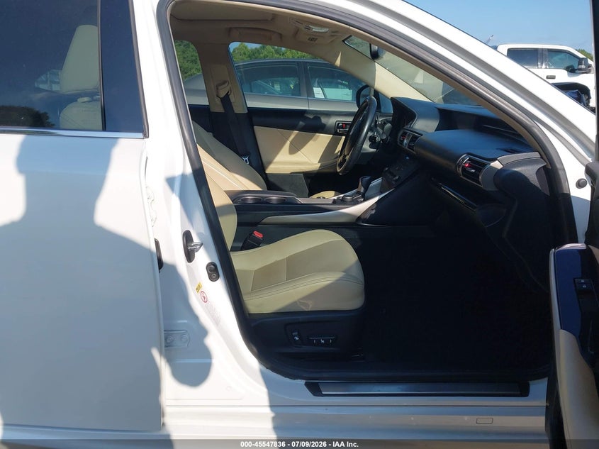 2015 LEXUS IS SEDAN 2.5L V-6 DI, DOHC, VVT, 204HP