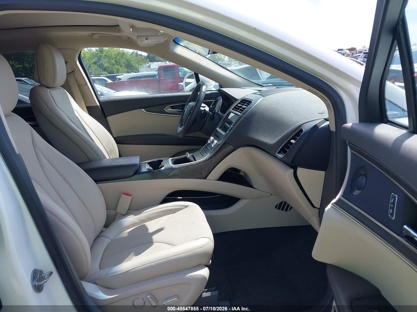 2020 LINCOLN NAUTILUS auction photo 5
