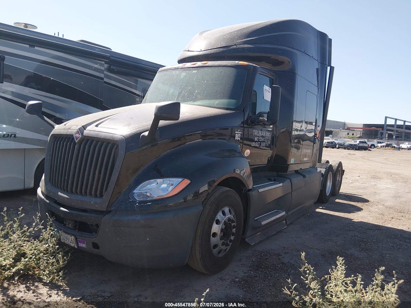 2020 INTERNATIONAL LT auction photo 2