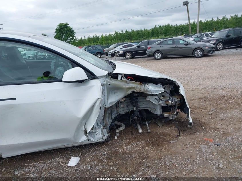 2020 TESLA MODEL Y auction photo 6
