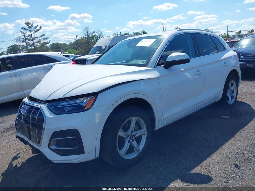 Vin: wa1aaafy9m2113700, lot: 46046231, audi q5 premium 45 tfsi quattro s tronic 20212