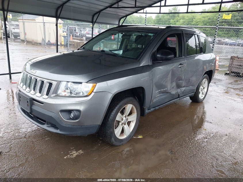 2013 JEEP COMPASS auction photo 2