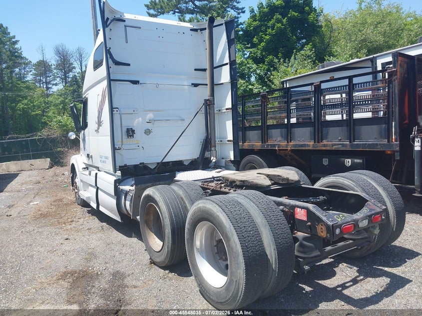2012 VOLVO VN auction photo 3