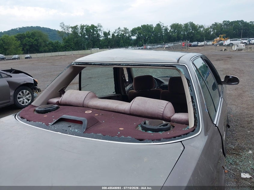1992 HONDA ACCORD auction photo 6