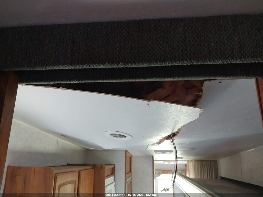 2002 NOMAD 5TH WHEEL auction photo 6