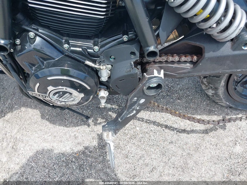 2022 Ducati Scrambler Desert Sled VIN: ML0KAFPM7NT005851 Lot: 45548141