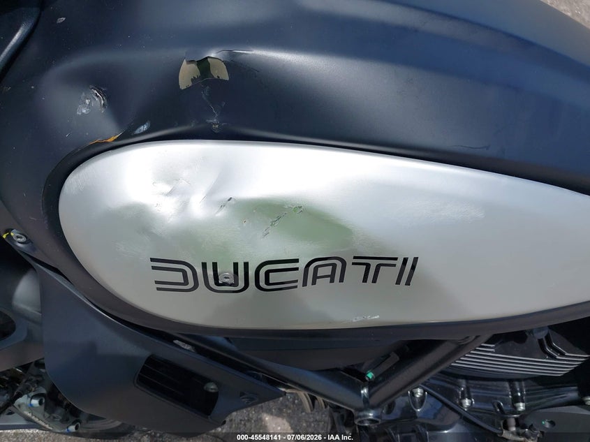 2022 Ducati Scrambler Desert Sled VIN: ML0KAFPM7NT005851 Lot: 45548141