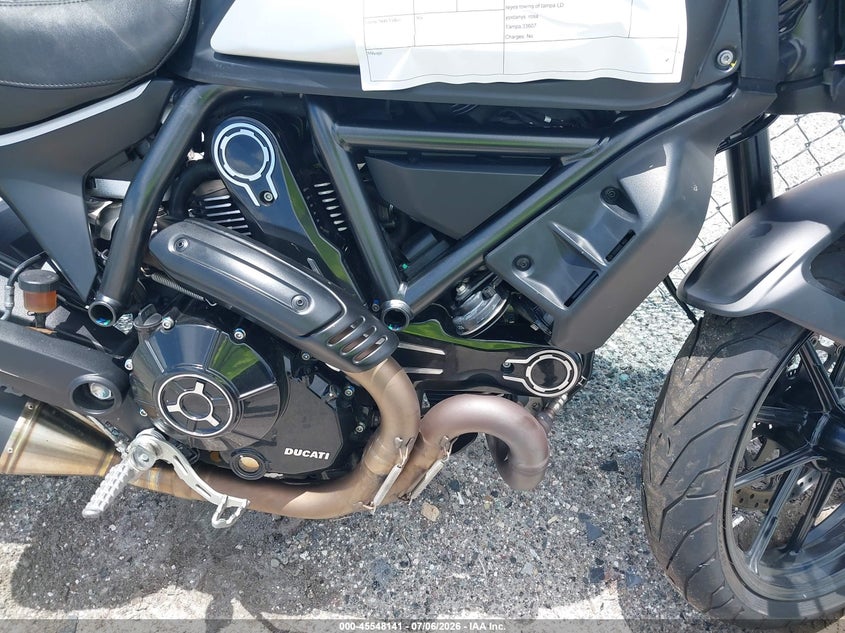 2022 Ducati Scrambler Desert Sled VIN: ML0KAFPM7NT005851 Lot: 45548141