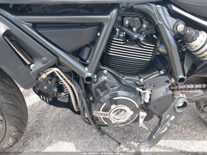 2022 Ducati Scrambler Desert Sled VIN: ML0KAFPM7NT005851 Lot: 45548141