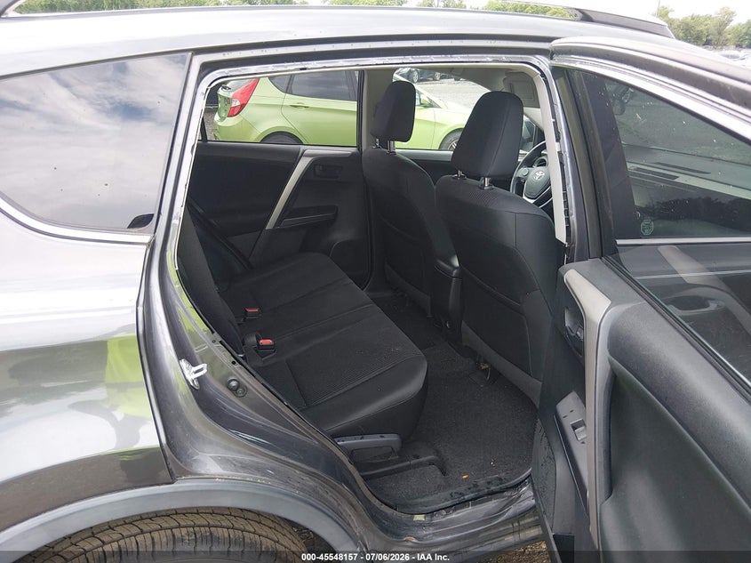 TOYOTA RAV4 - zdjęcie 8