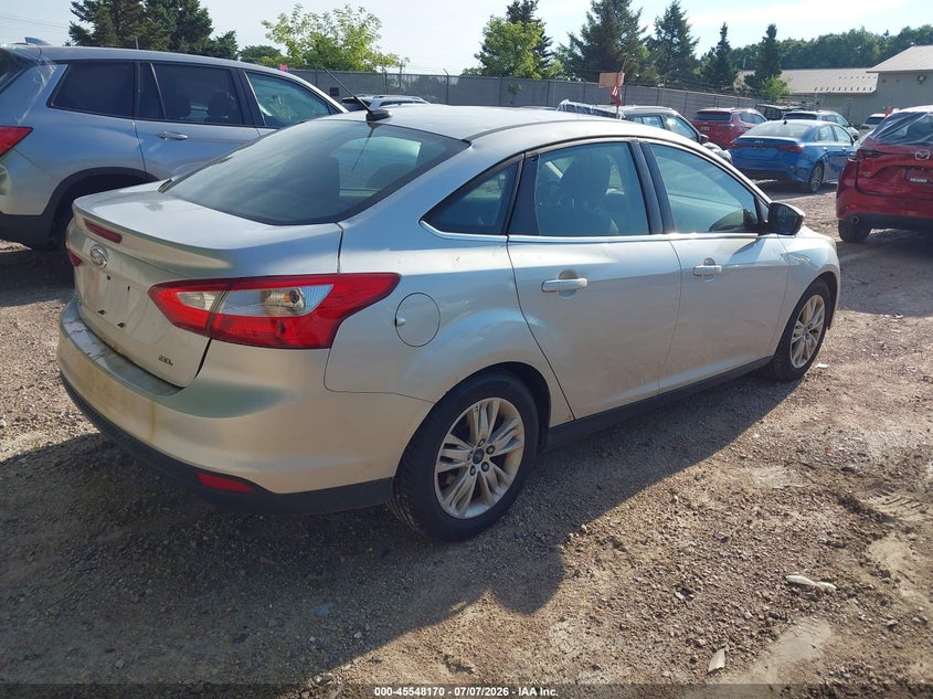 Vin: 1fahp3h28cl357733, lot: 46046481, ford focus sel 20124