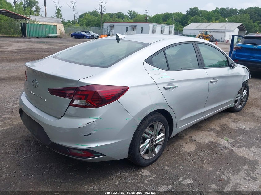 2019 HYUNDAI ELANTRA auction photo 4