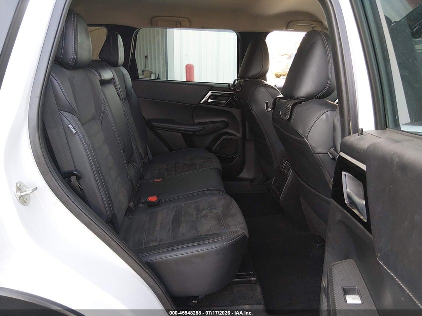 2022 Mitsubishi Outlander Black Edition 2Wd/Se 2.5 2Wd/Se Launch Edition 2Wd VIN: JA4J3UA85NZ086376 Lot: 45548288