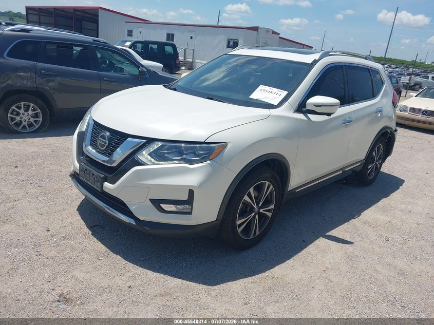 2018 NISSAN ROGUE auction photo 2