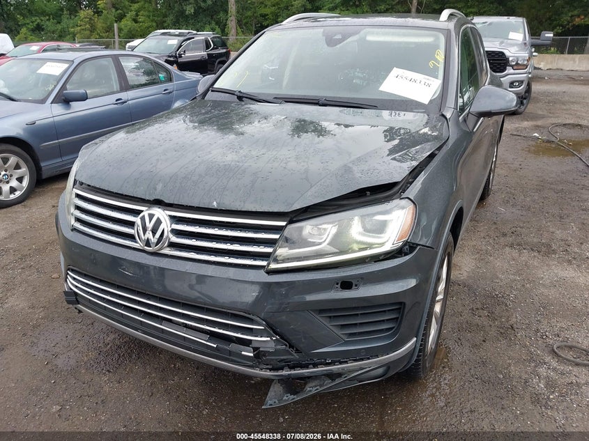 2016 Volkswagen Touareg Sport W/Technology VIN: WVGEF9BP3GD004531 Lot: 45548338