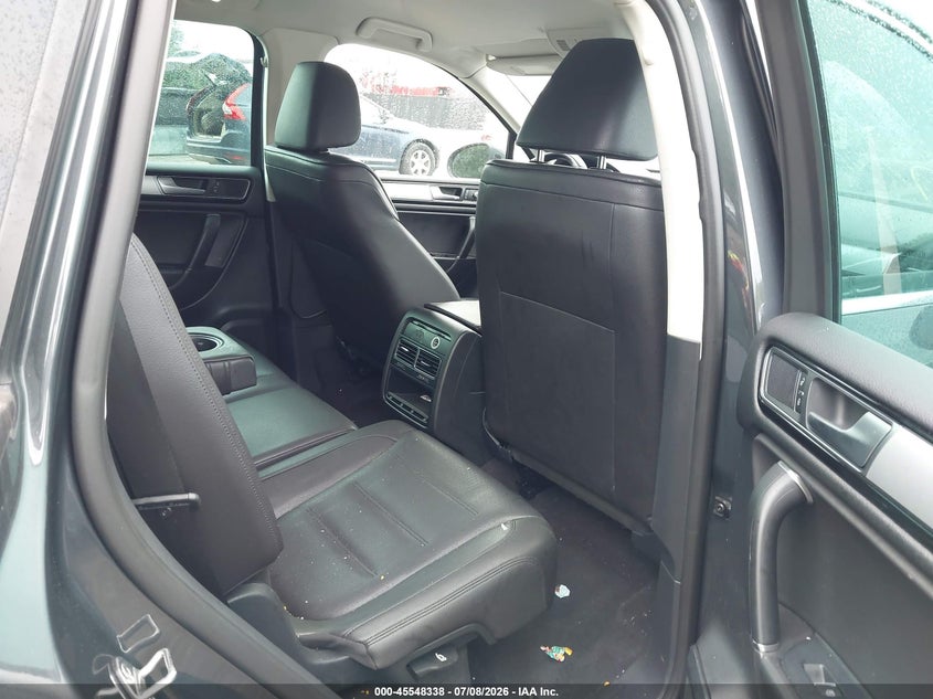 2016 Volkswagen Touareg Sport W/Technology VIN: WVGEF9BP3GD004531 Lot: 45548338
