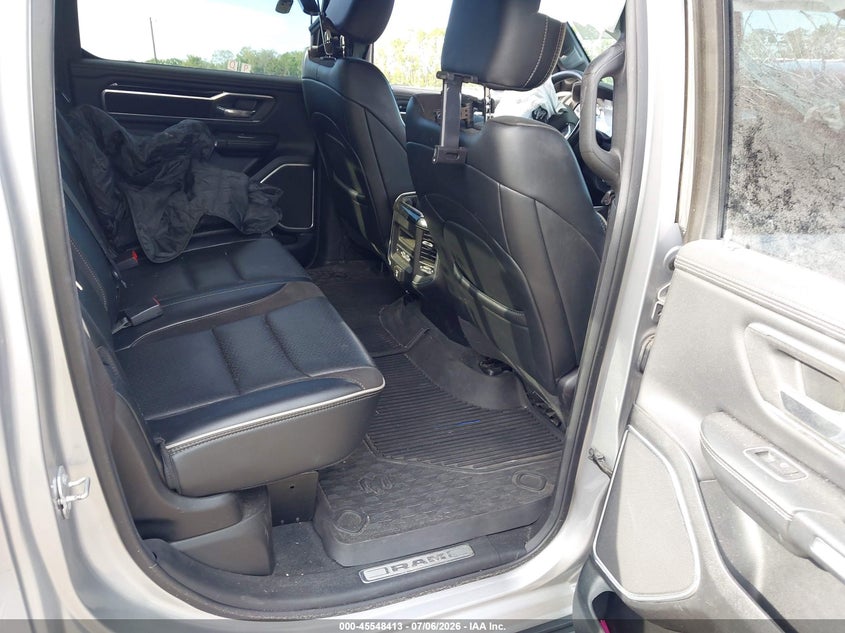 2021 RAM 1500 auction photo 8