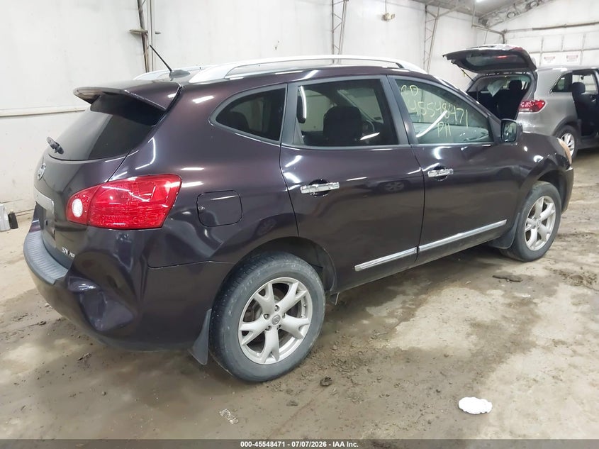 2011 NISSAN ROGUE auction photo 4