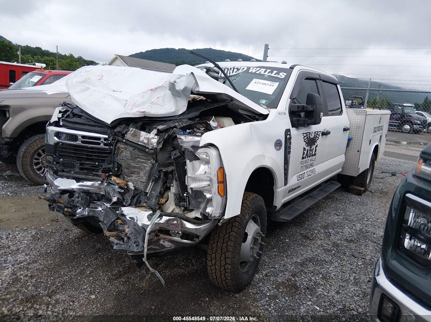 2024 Ford F350, Front End, IAAI, VIN 1FD8W3HTXREF15844 — photo 2