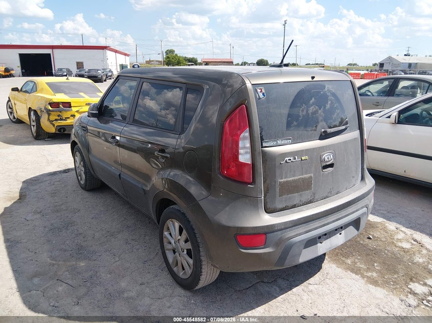 2013 KIA SOUL auction photo 3