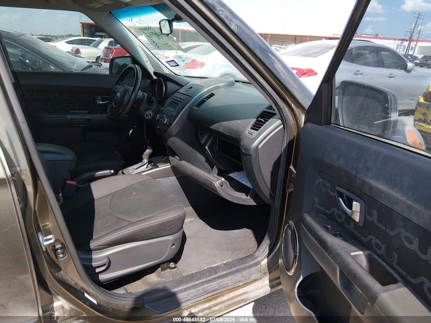 2013 KIA SOUL auction photo 5