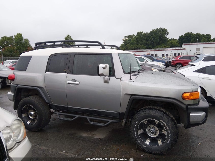 2009 Toyota Fj Cruiser VIN: JTEZU11F79K008372 Lot: 45548668