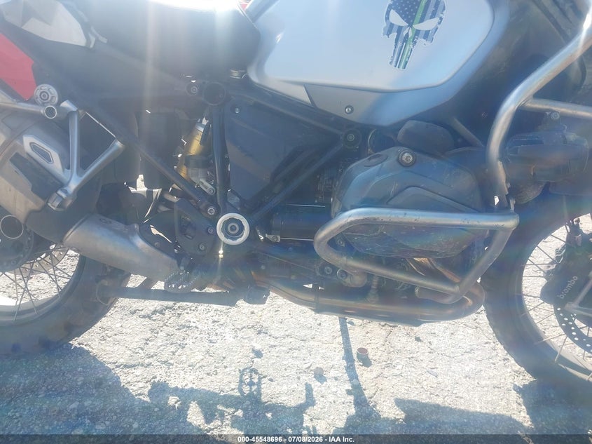 2015 BMW R1200 Gs Adventure VIN: WB10A1209FZ096941 Lot: 45548696