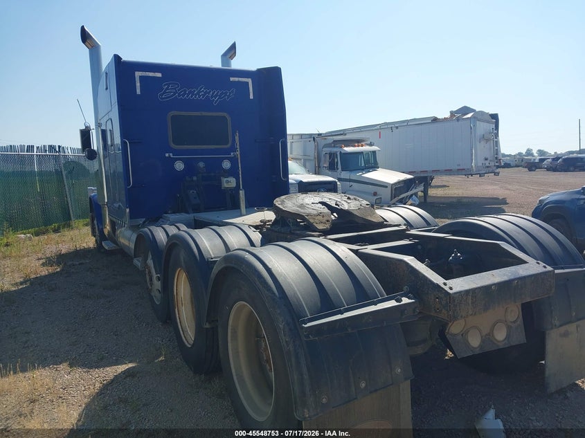 2001 PETERBILT 379 auction photo 3