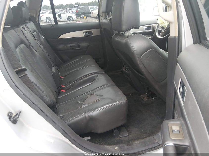 2011 Lincoln Mkx VIN: 2LMDJ6JK8BBJ12399 Lot: 45548772