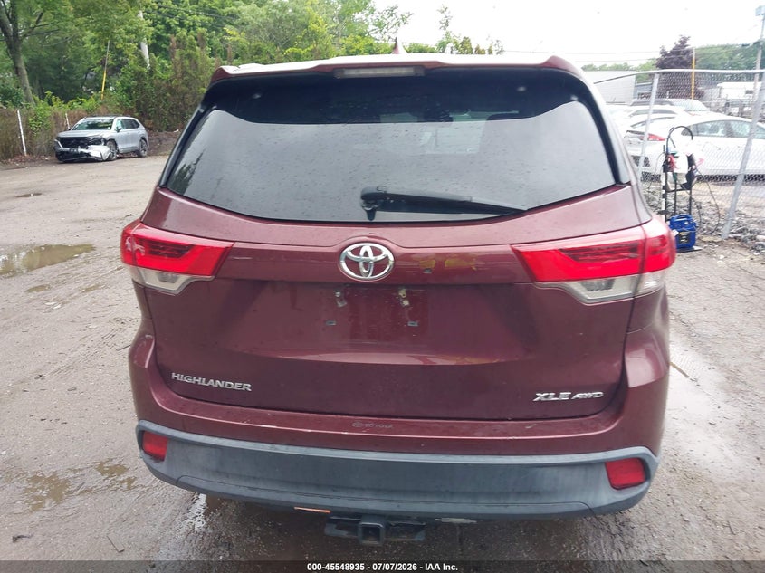 TOYOTA HIGHLANDER - zdjęcie 16