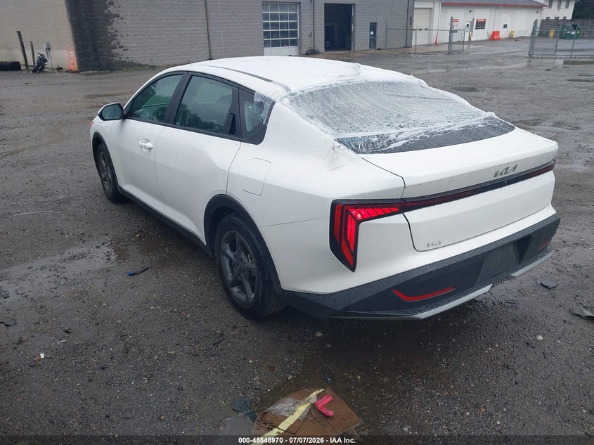 Vin: 3kpft4de3te299686, lot: 46047281, kia k4 lxs 20263