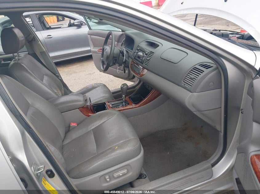 2004 TOYOTA CAMRY auction photo 5