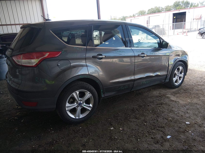 2015 FORD ESCAPE auction photo 4