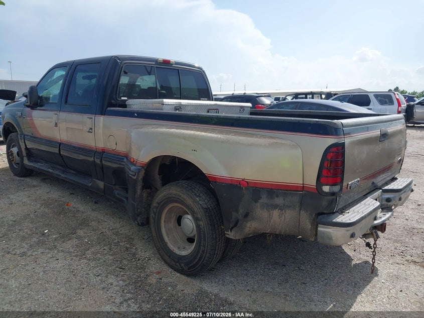 2002 FORD F-350 auction photo 3