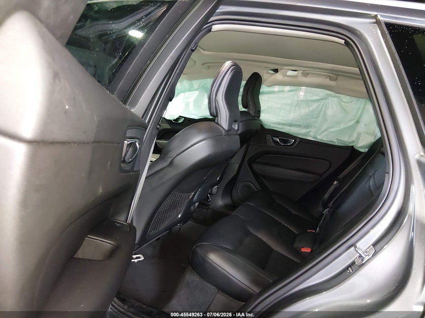 2021 Volvo Xc60 T5 Momentum VIN: YV4102RK6M1778806 Lot: 45549263
