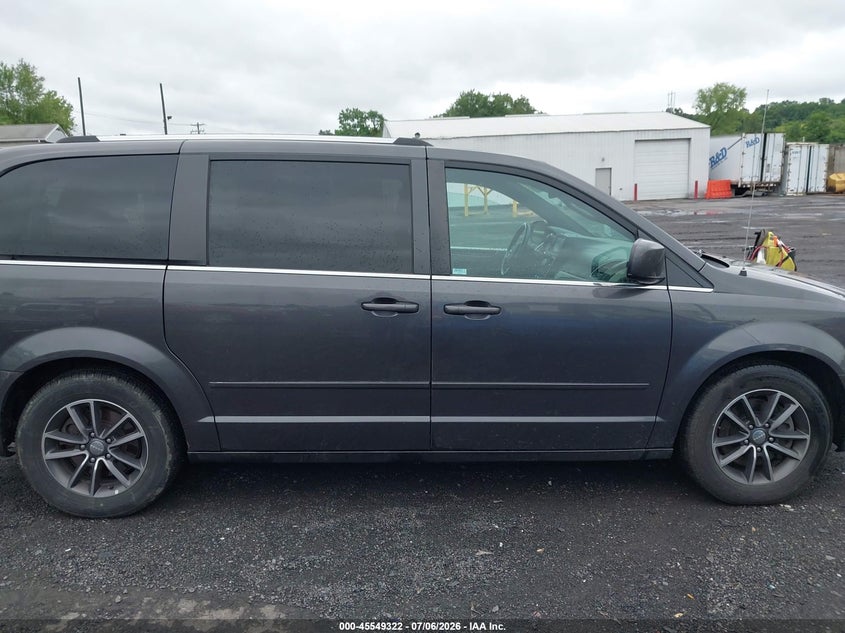 2017 Dodge Grand Caravan Sxt VIN: 2C4RDGCG6HR700247 Lot: 45549322
