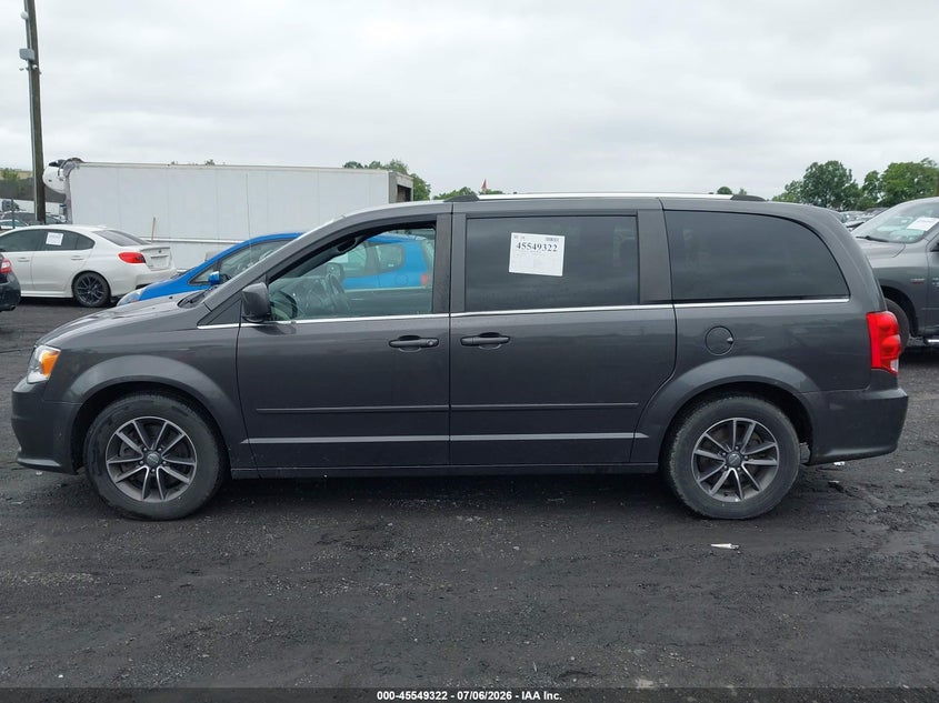 2017 Dodge Grand Caravan Sxt VIN: 2C4RDGCG6HR700247 Lot: 45549322