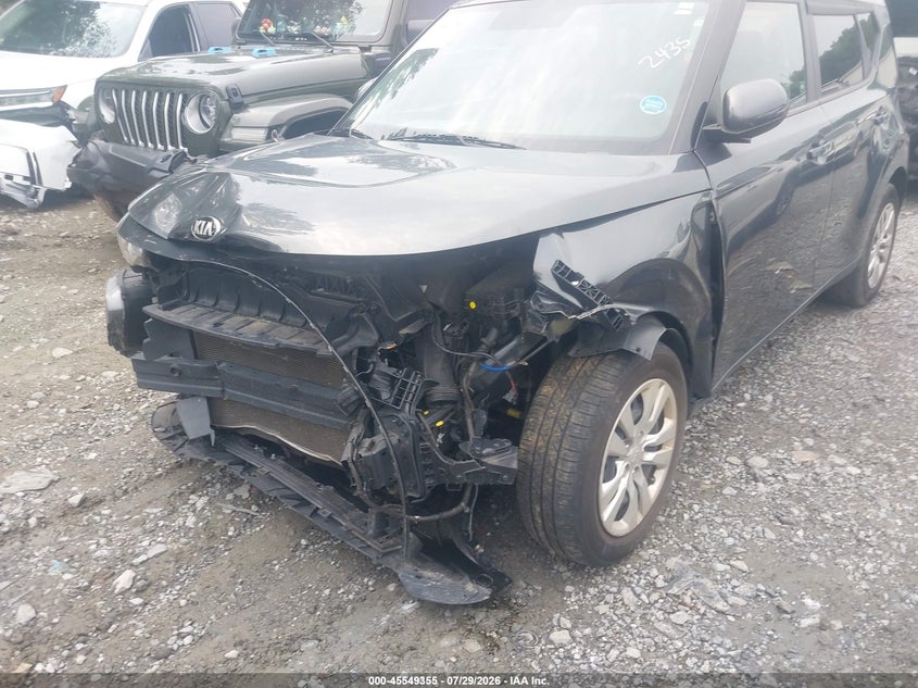 2021 KIA SOUL auction photo 6