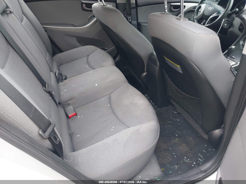 2013 HYUNDAI ELANTRA auction photo 8
