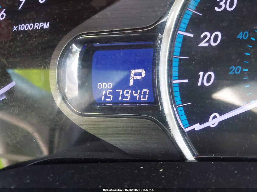 2012 TOYOTA SIENNA auction photo 7