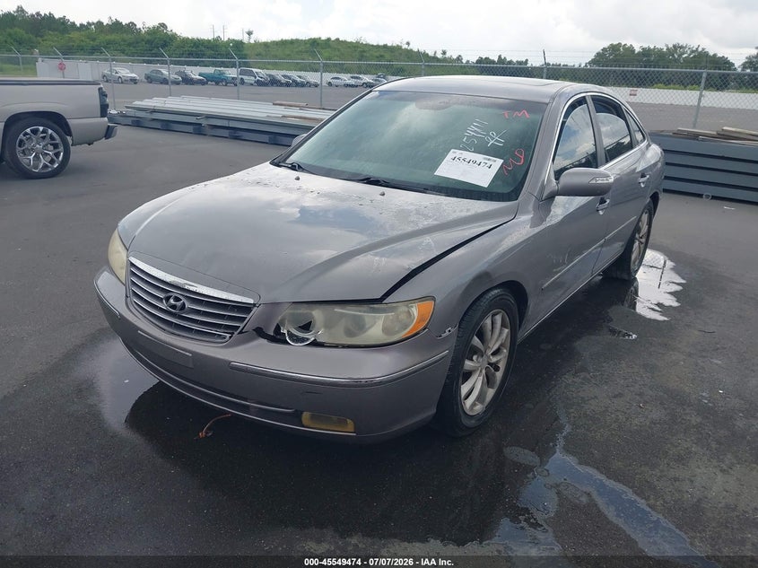2008 HYUNDAI AZERA auction photo 2