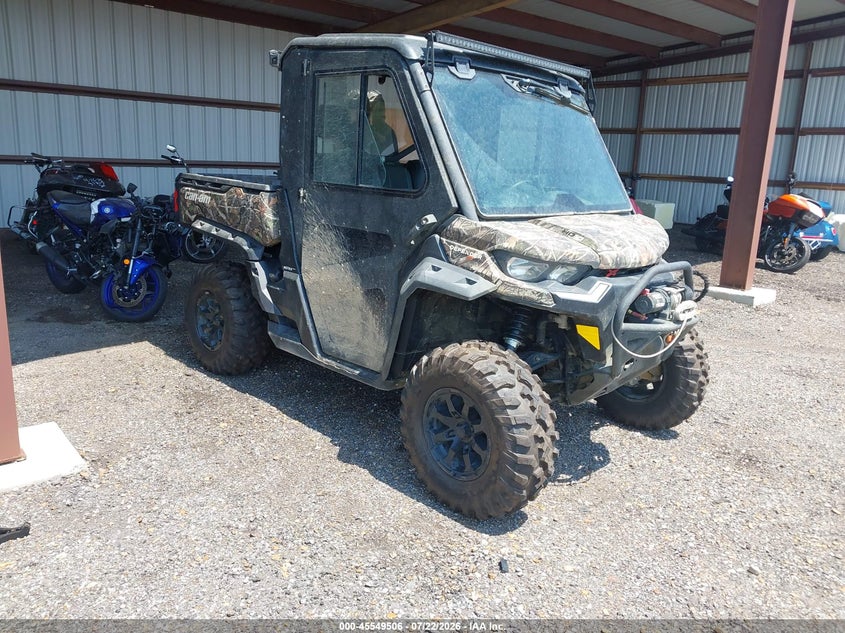 2025 Can-am Defender