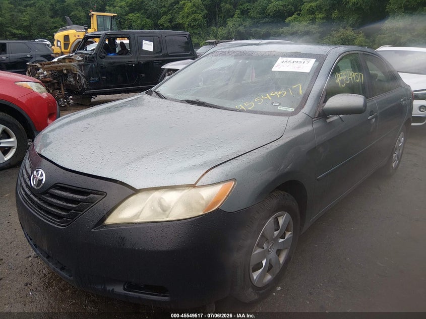2009 TOYOTA CAMRY auction photo 2