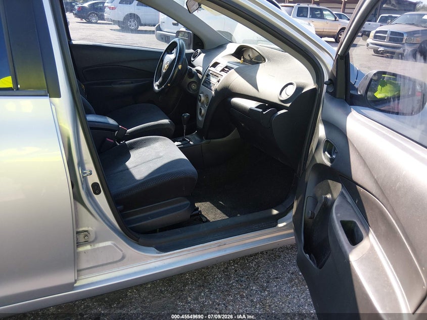 2008 TOYOTA YARIS auction photo 5